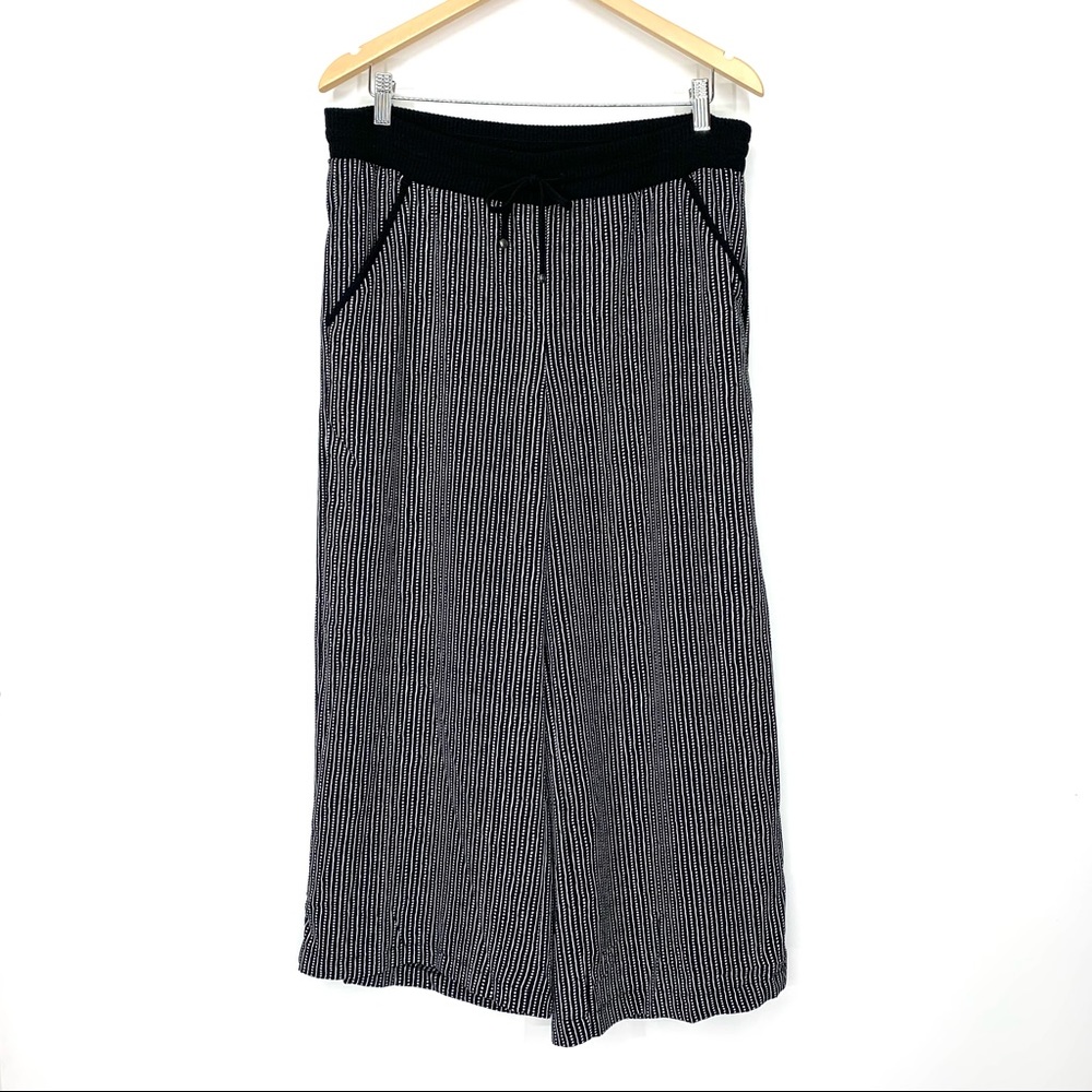 Max Studio Boho Wide Leg Pull On Cropped Pants With Knit Waistband Nwt